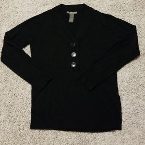 Kenneth Cole Reaction v neck pullover sweater.